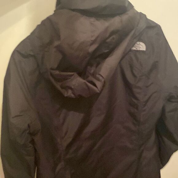 The North Face Women’s Resolve Black Jacket Hoodie Zip up Medium - Picture 4 of 8